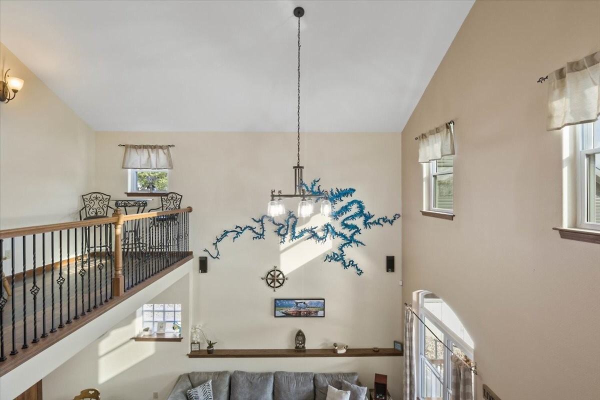 29828 Oak Knoll Rd - Photo 4 of 40