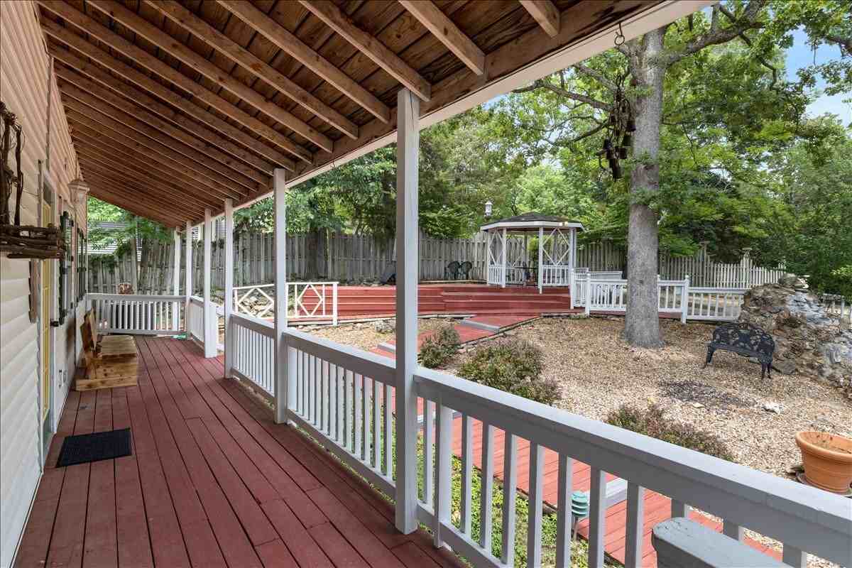 2183 Carlson Ct - Photo 2 of 50