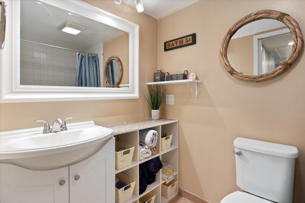 147 Walkers Cay Dr - Photo 2 of 50
