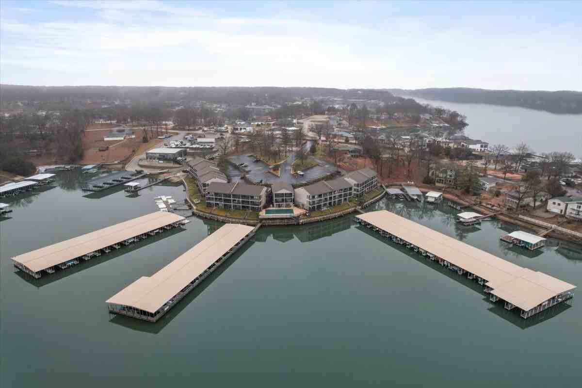 1554 Harbor Pt #1 - Photo 7 of 50