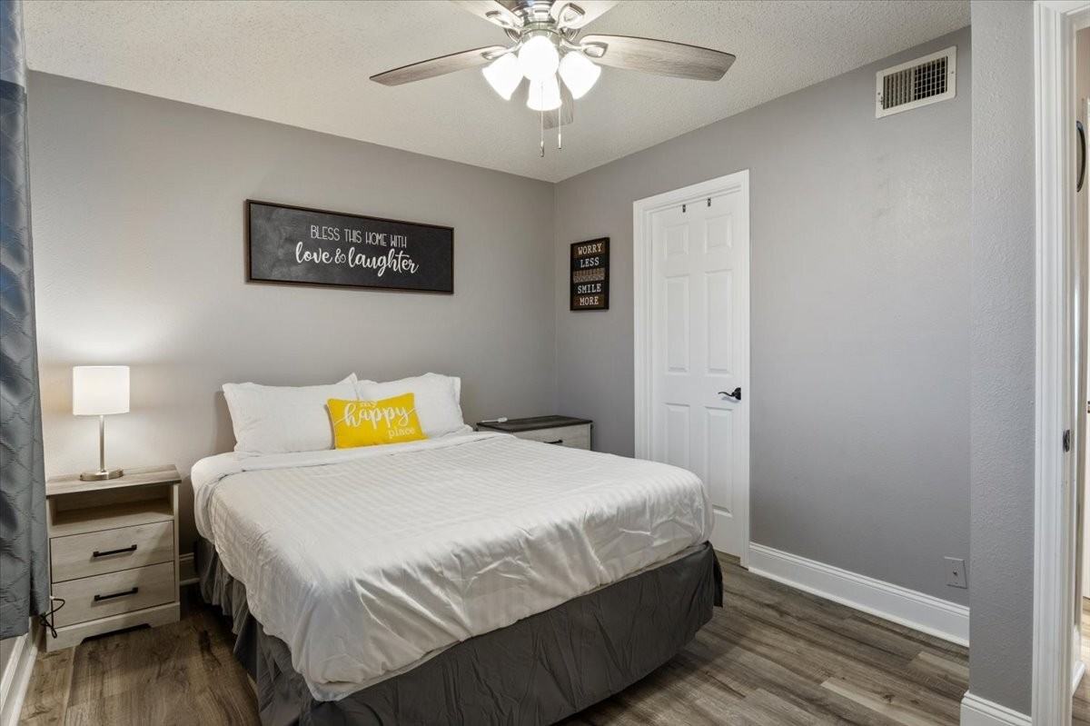 1554 Harbor Pt #1 - Photo 2 of 50