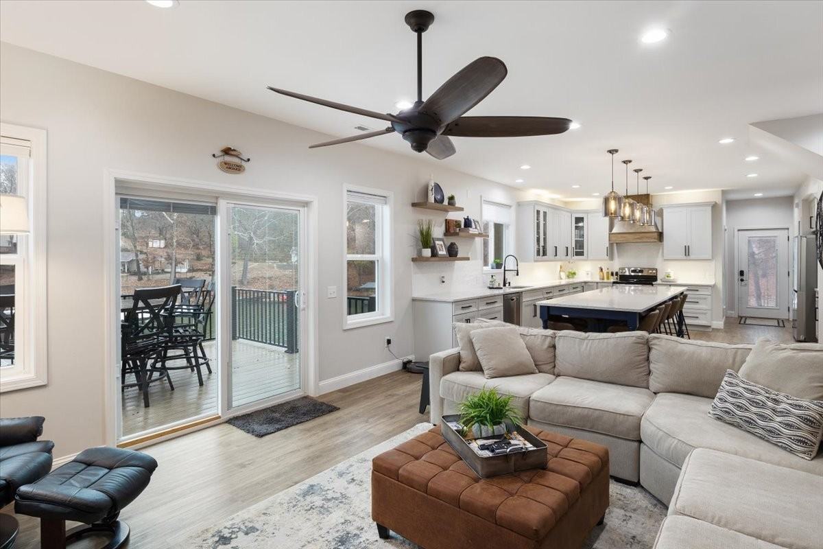 15 Duckling Ln - Photo 2 of 50