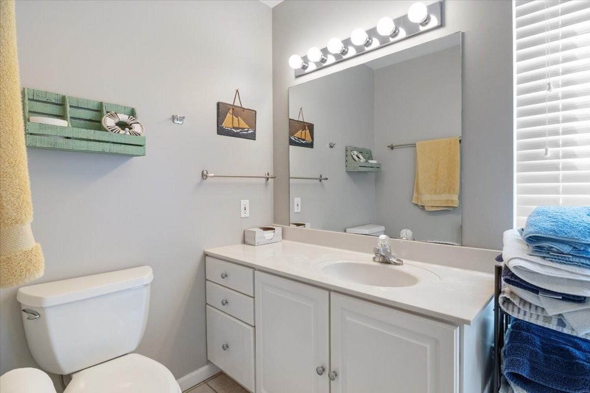 284 Austin Cir - Photo 4 of 50