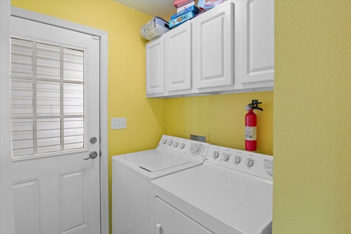 284 Austin Cir - Photo 3 of 50