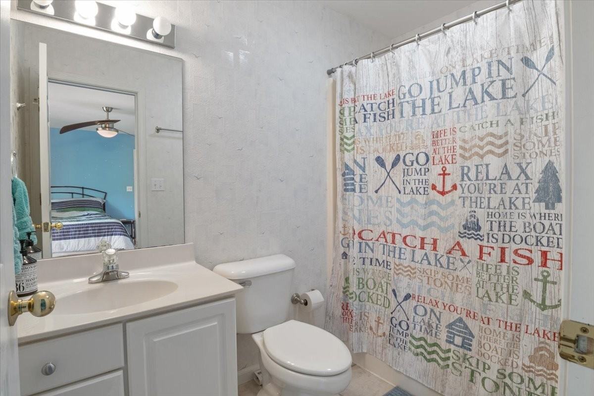 284 Austin Cir - Photo 4 of 50