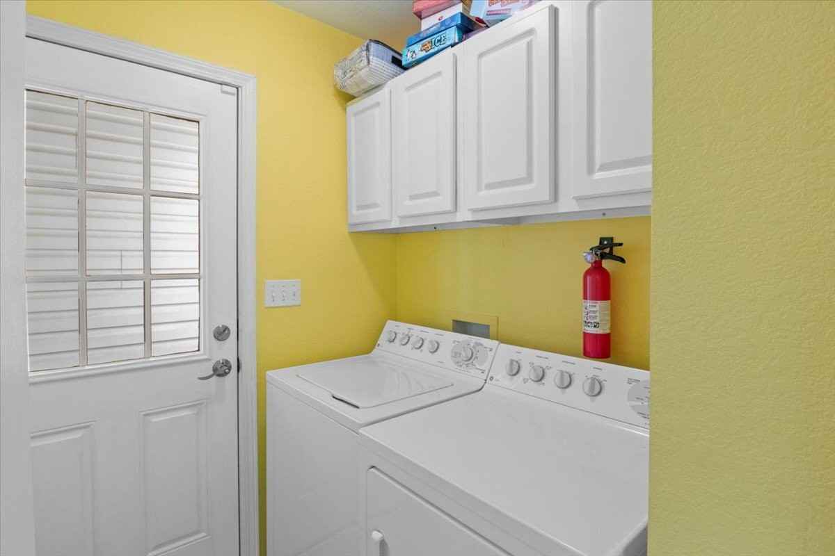 284 Austin Cir - Photo 4 of 50