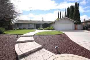 12261 Viewoak Dr - Photo 1 of 1