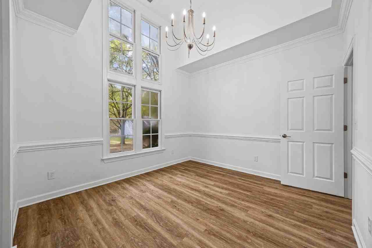 7219 Bevington Woods Ln - Photo 2 of 29