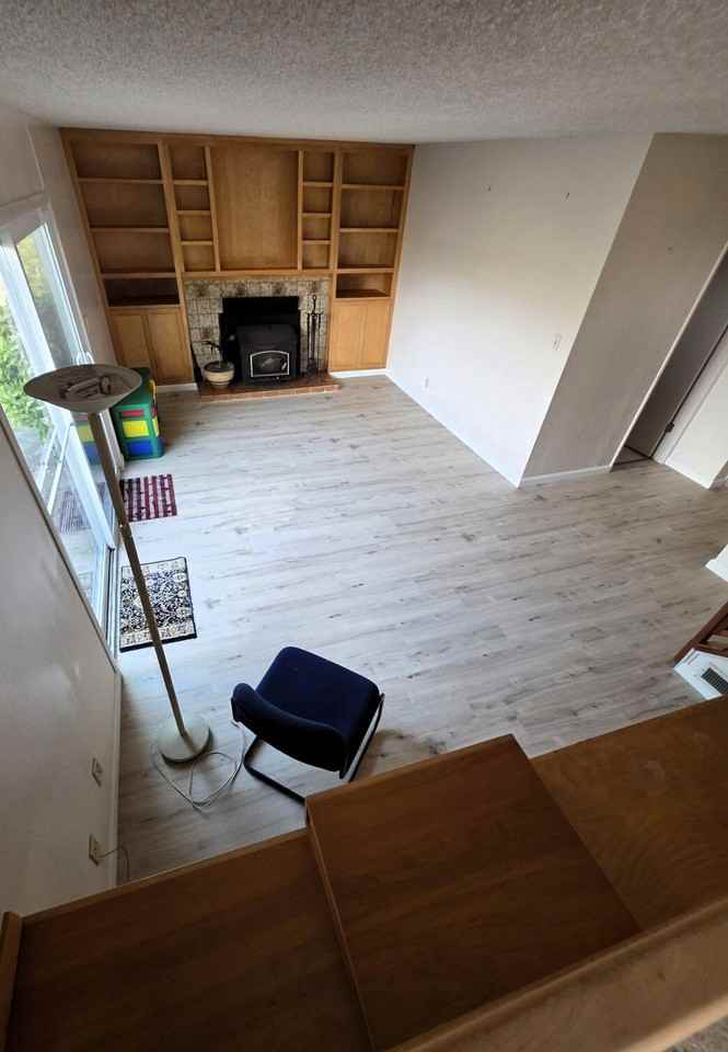 402 Nobel Dr - Photo 7 of 27