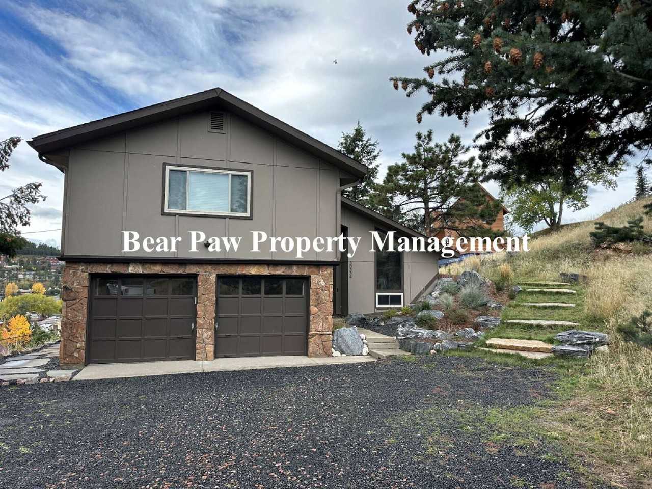 30334 Roan Dr - Photo 2 of 24