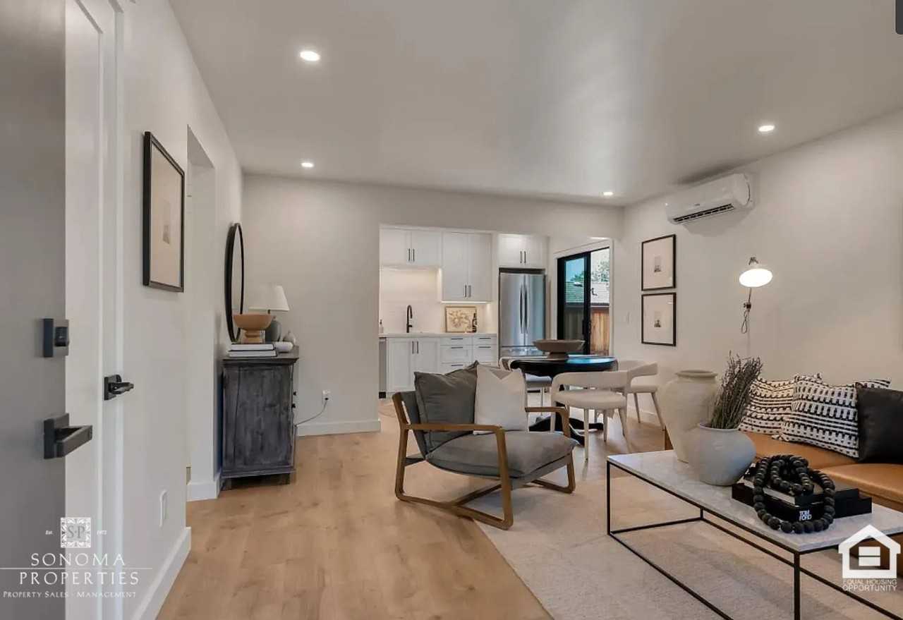 532 3rd St W - Photo 7 of 16