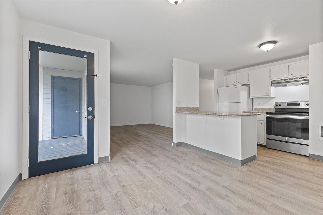 Rosewood Apartments - Photo 5 of 50