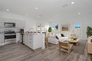 305 Nw 30th Ave - Photo 1 of 1