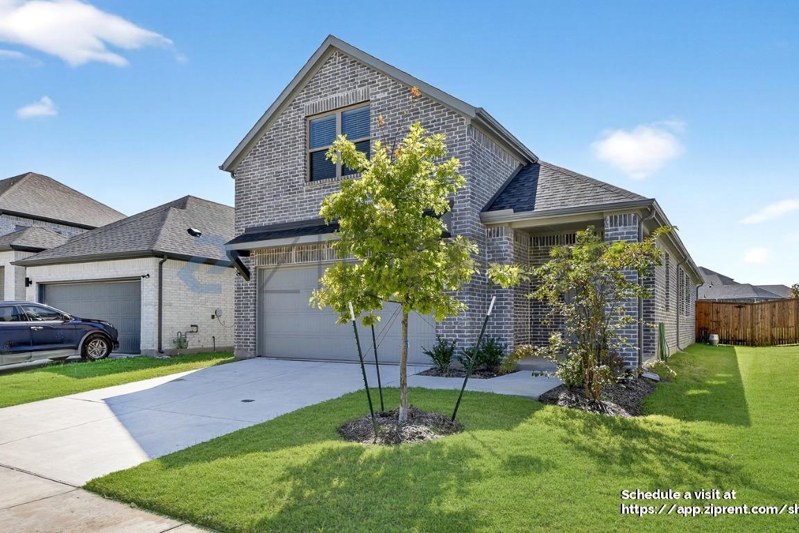 413 Honeyhill Dr - Photo 2 of 17