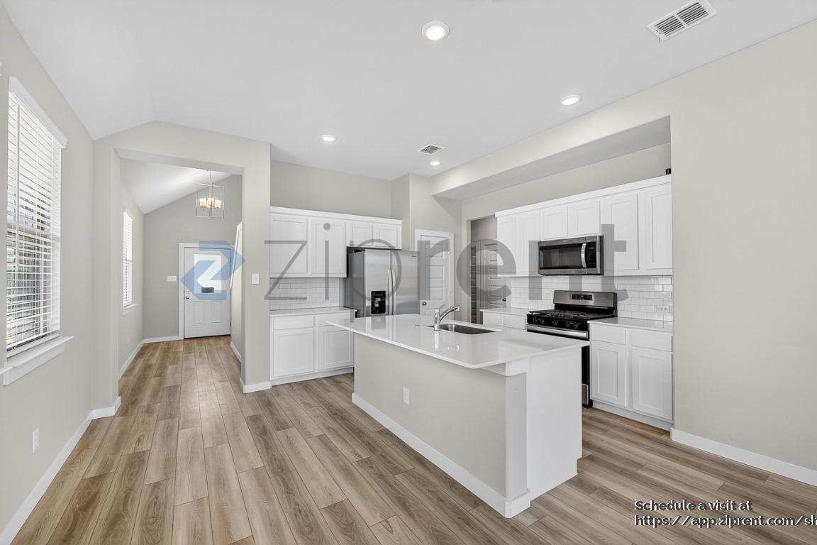 413 Honeyhill Dr - Photo 6 of 17