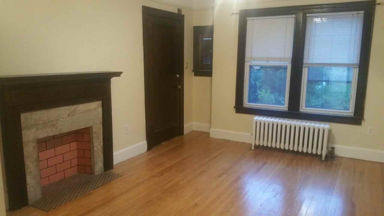 Hazelhurst Apartments - Ferndale - Photo 2 of 7