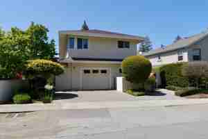 featured image of 466 Tyndall St