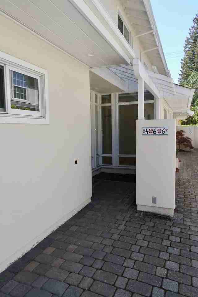 466 Tyndall St - Photo 2 of 48