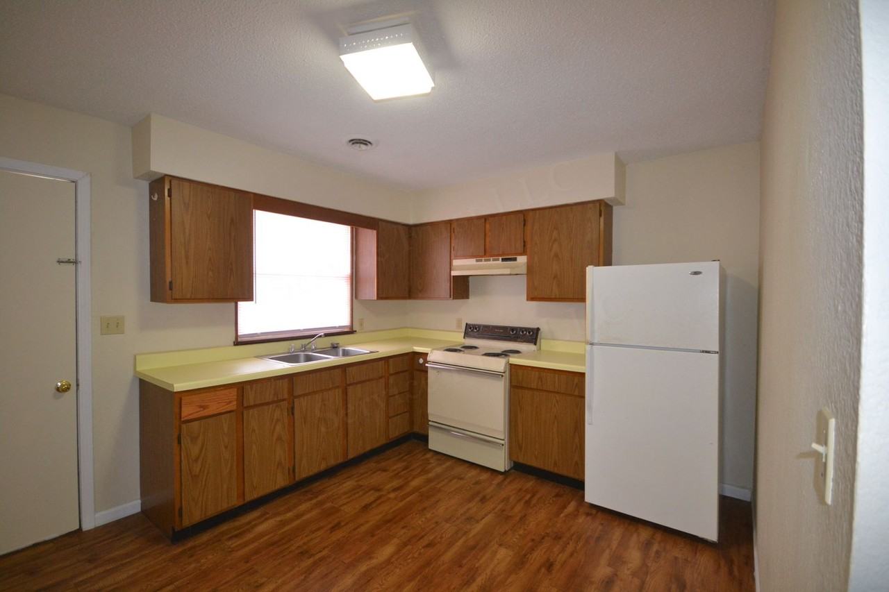 Greenfield Apartments - Photo 2 of 29