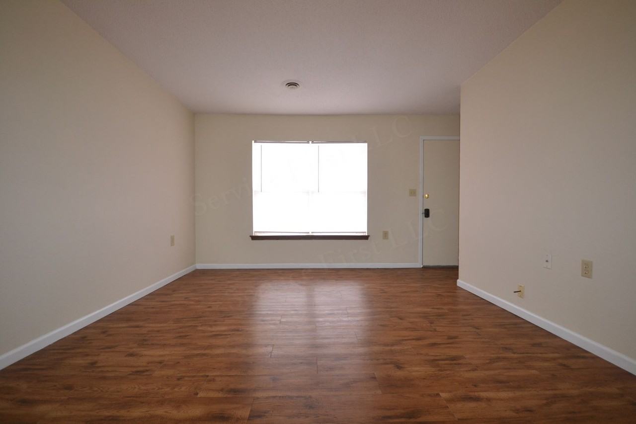 Greenfield Apartments - Photo 3 of 29