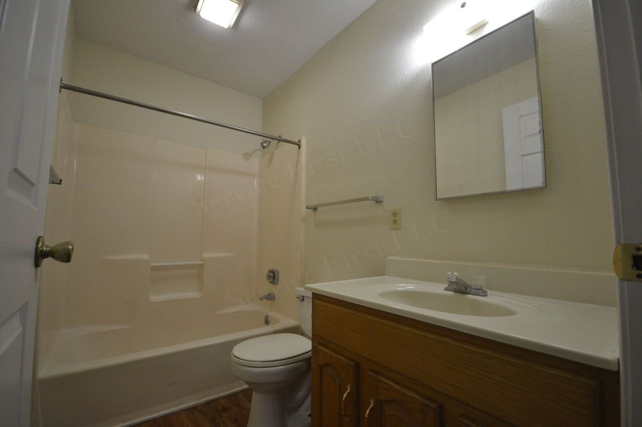 Greenfield Apartments - Photo 6 of 29