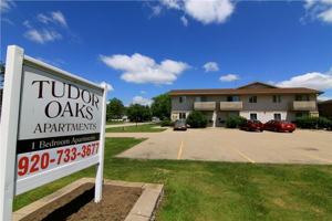 featured image of 2010 S Maplecrest Dr