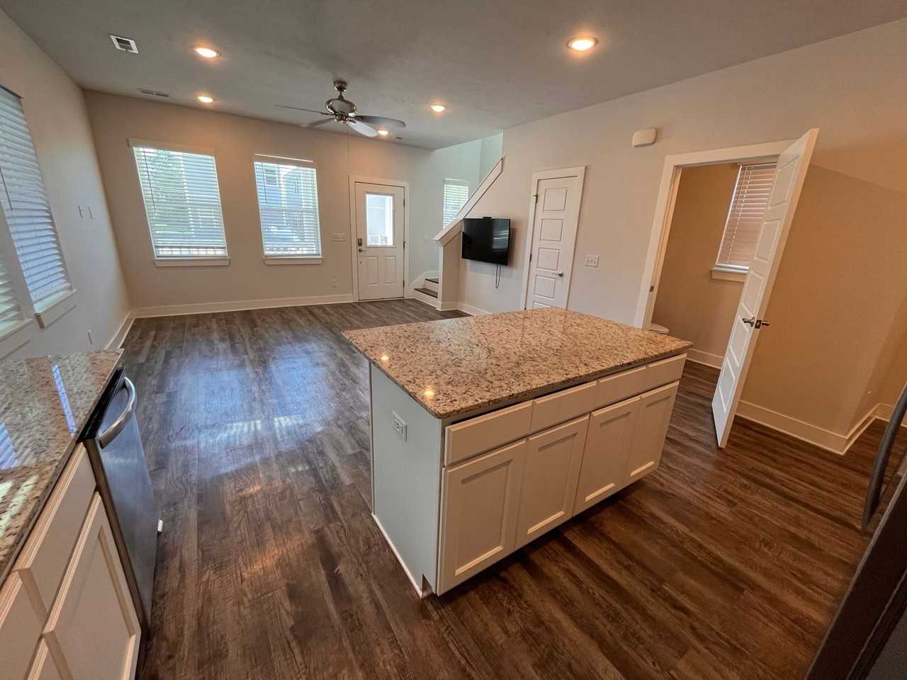 Come live the sweet life at Cherry Street Cottages! - Photo 7 of 42