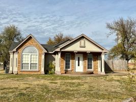 featured image of 701 3rd St