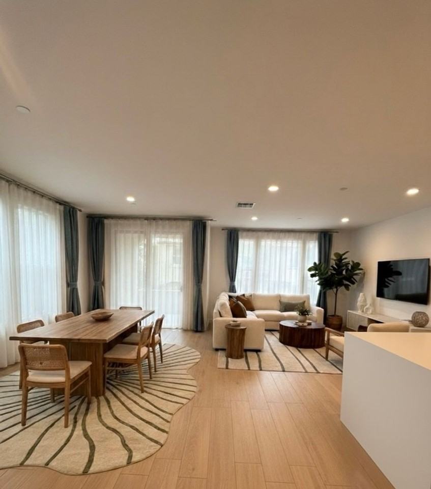 45 Savannah - Photo 3 of 31