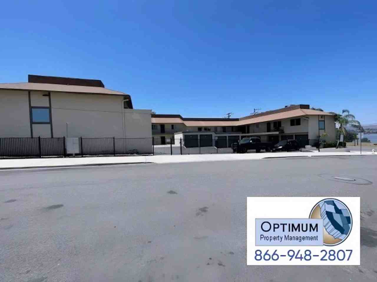 1410 Morro Way #01 - Photo 4 of 15