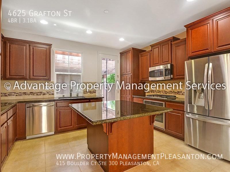 4625 Grafton St - Photo 2 of 23