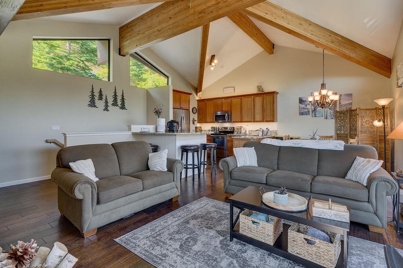 400 Fairview Blvd #111