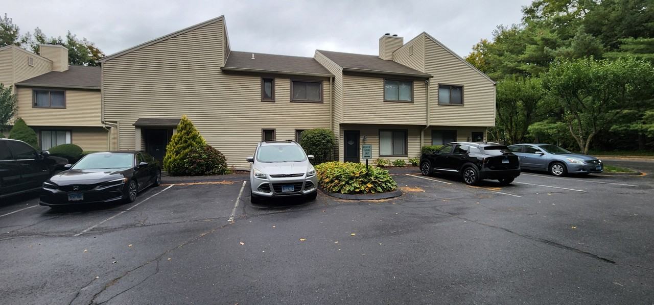 2 Horizon Dr #2 - Photo 2 of 10