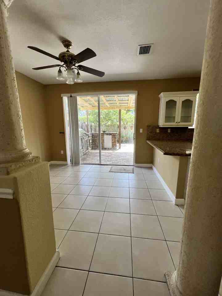 6900 Nw 174th Ter #104 - Photo 4 of 34