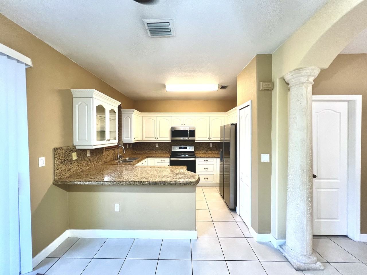 6900 Nw 174th Ter #104 - Photo 6 of 34