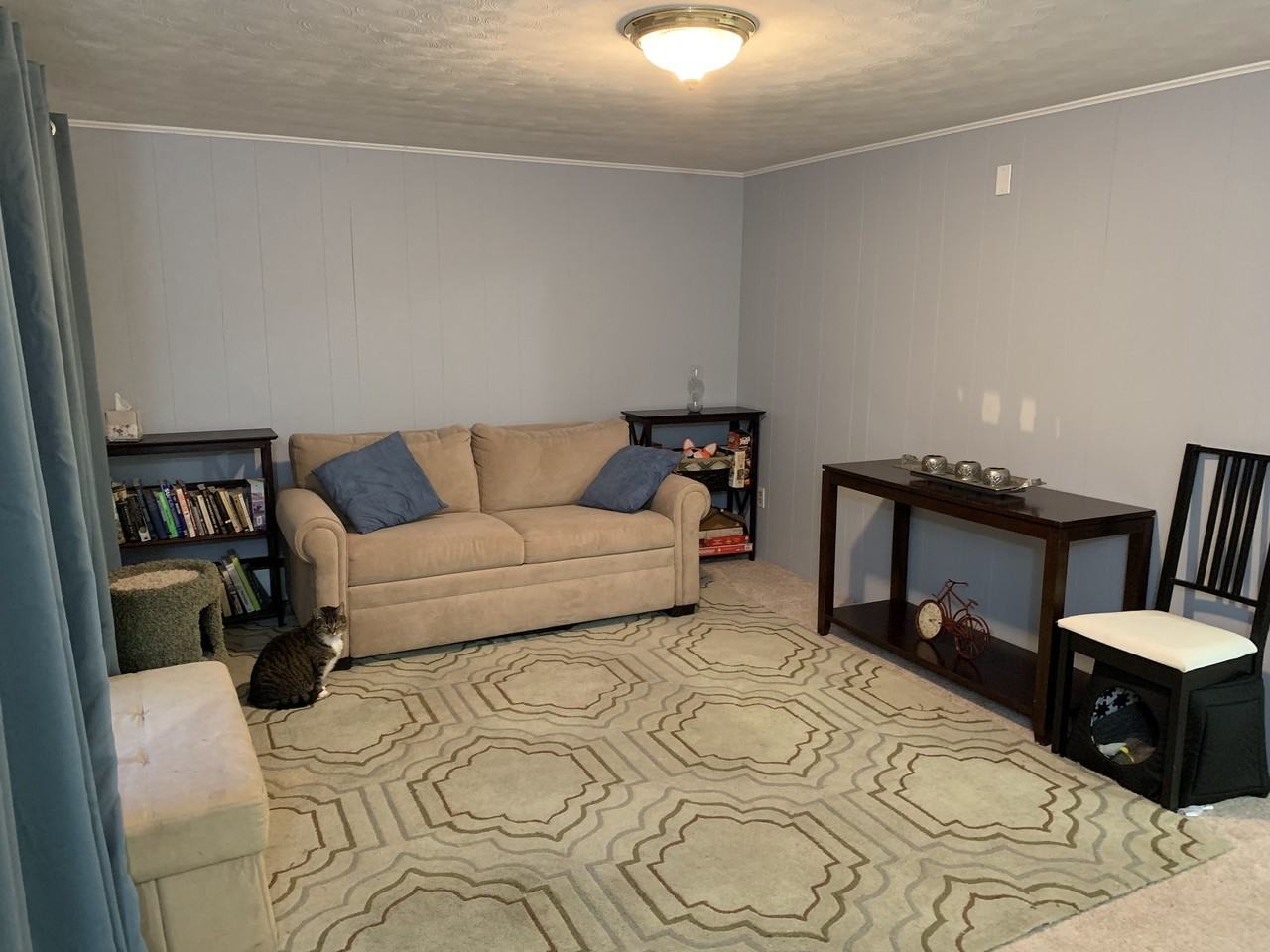 11A Everett Ave - Photo 3 of 17