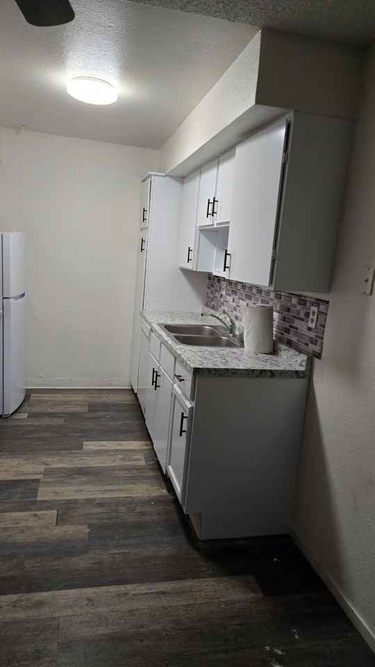 423 Enterprise Dr #423 - Photo 3 of 14