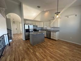 featured image of 1424 S Pebblecreek Dr