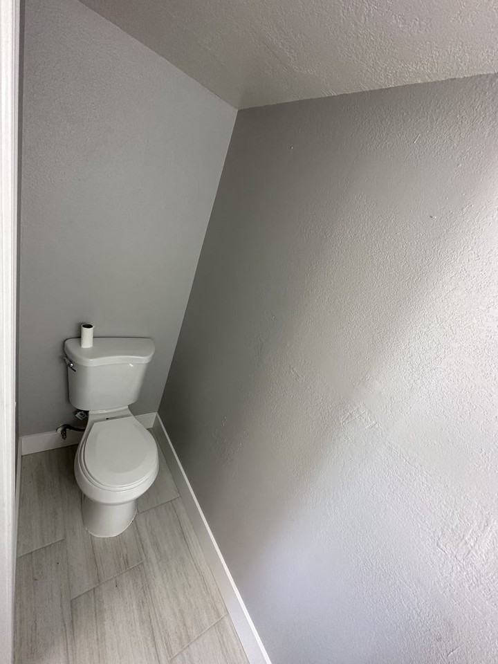 1233 North 47th Place - Photo 7 of 10