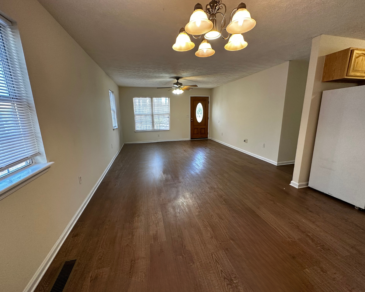 720 Whit Davis Rd - Photo 4 of 13