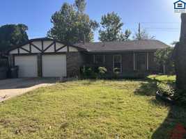 featured image of 2313 Nw 75th St