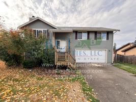 featured image of 653 Wicks Ln E