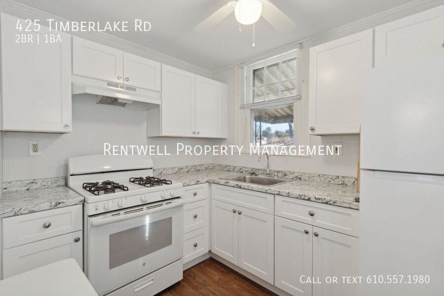 425 Timberlake Rd - Photo 5 of 13