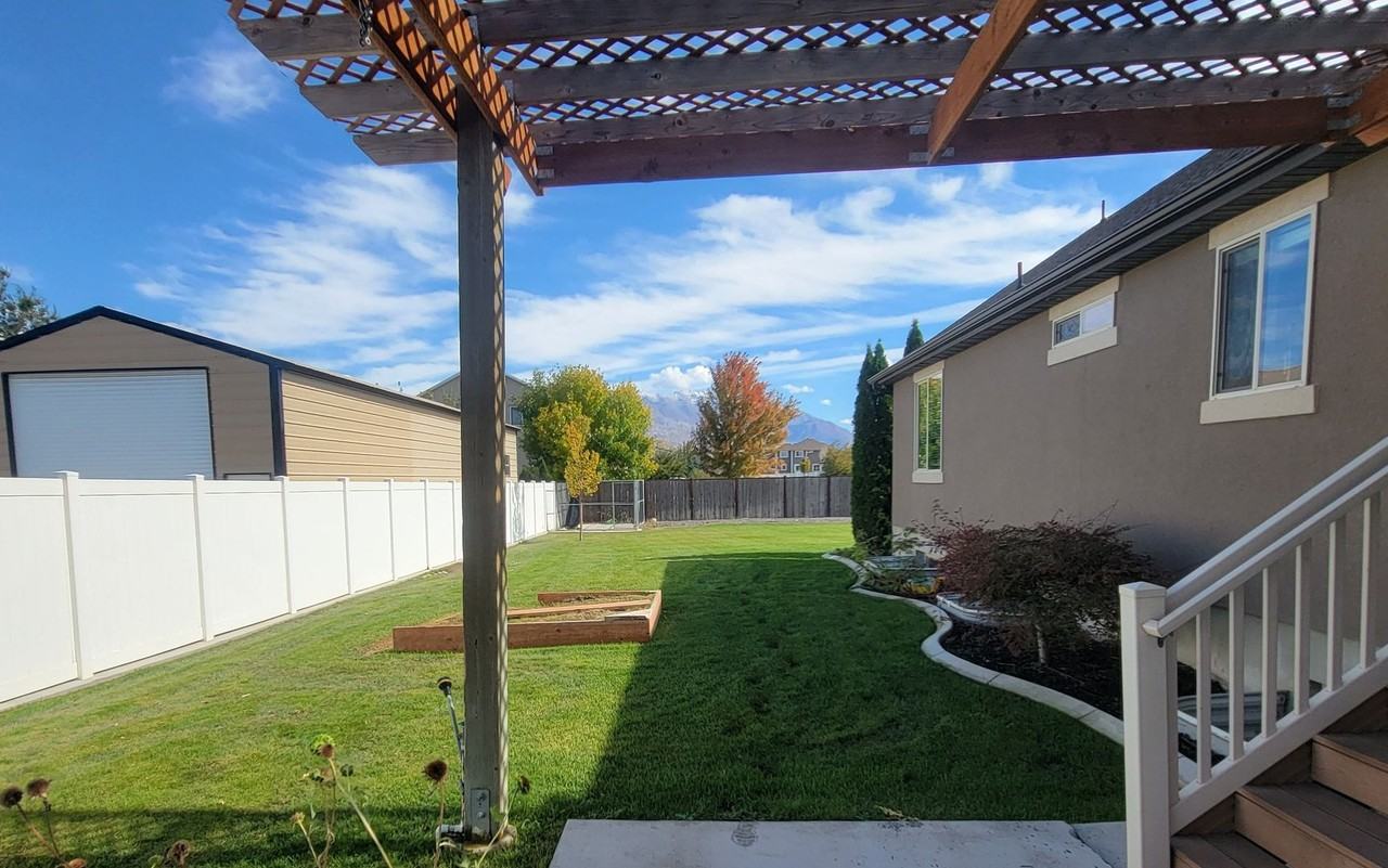 1652 W Brooke St - Photo 5 of 27