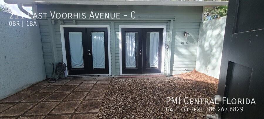 211 E Voorhis Ave #C