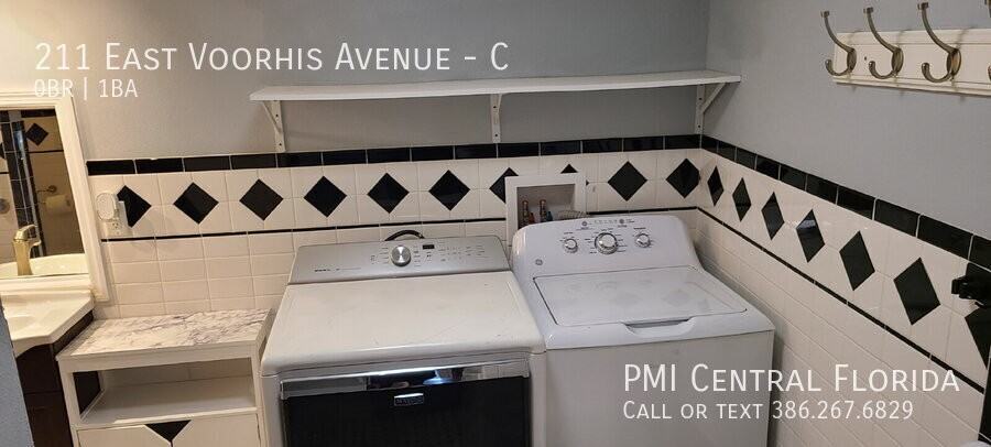 211 E Voorhis Ave #C - Photo 7 of 14