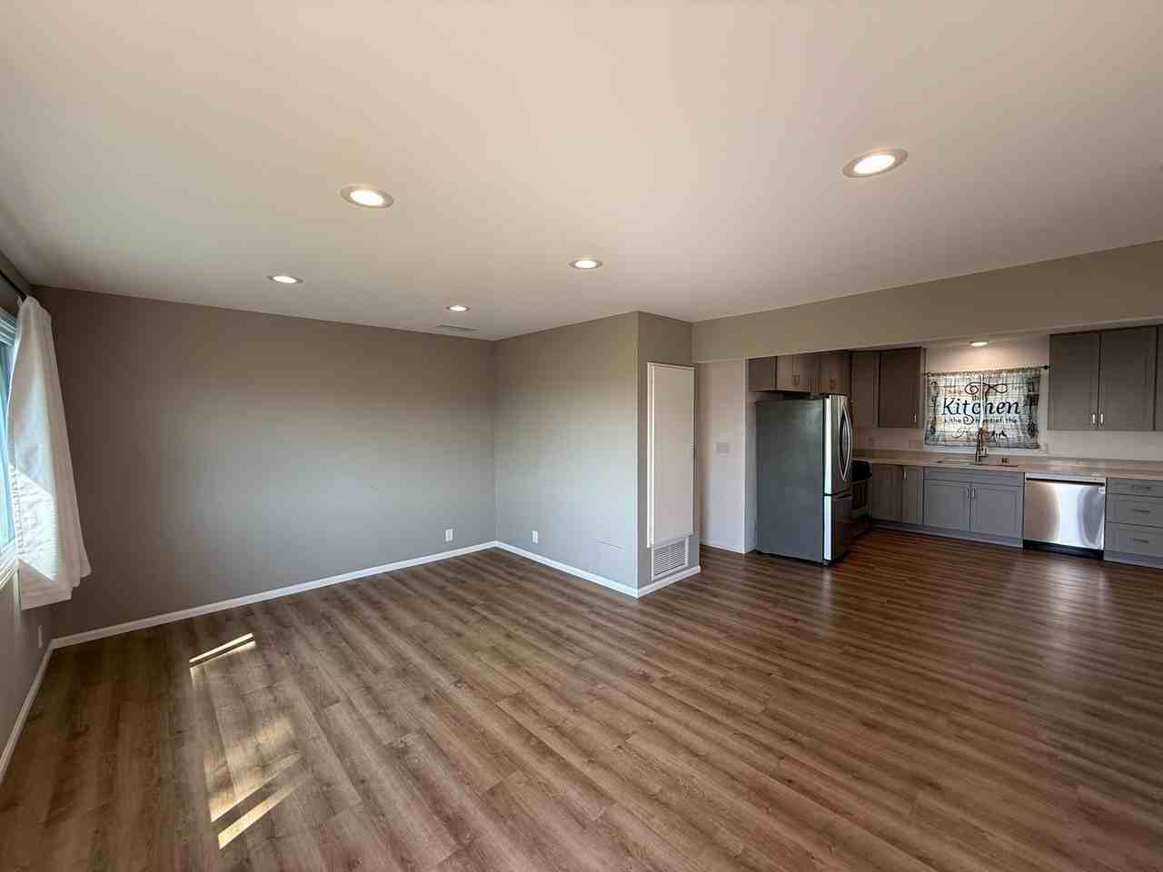 361 Grandview Circle - Photo 5 of 18