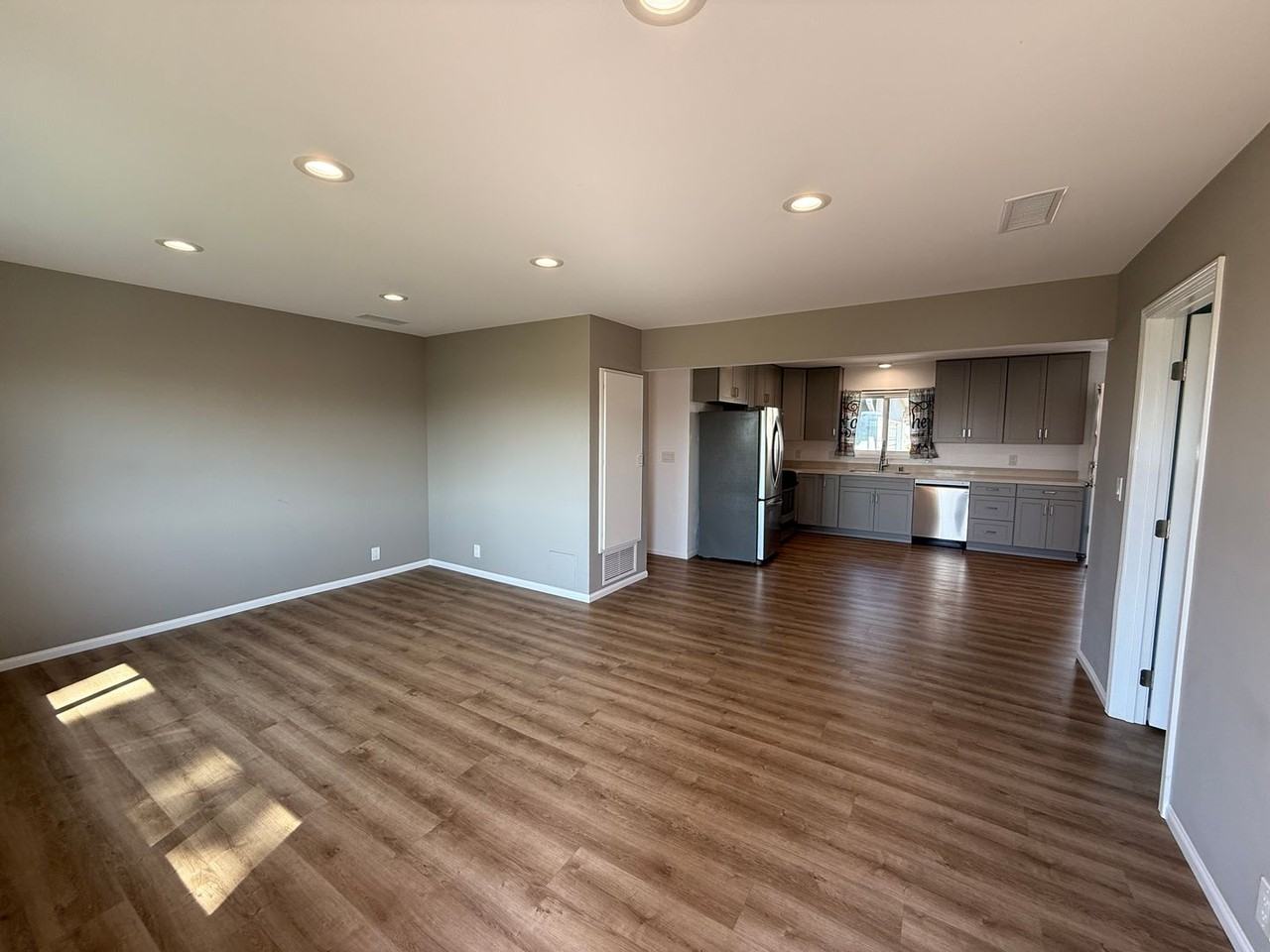 361 Grandview Circle - Photo 6 of 18