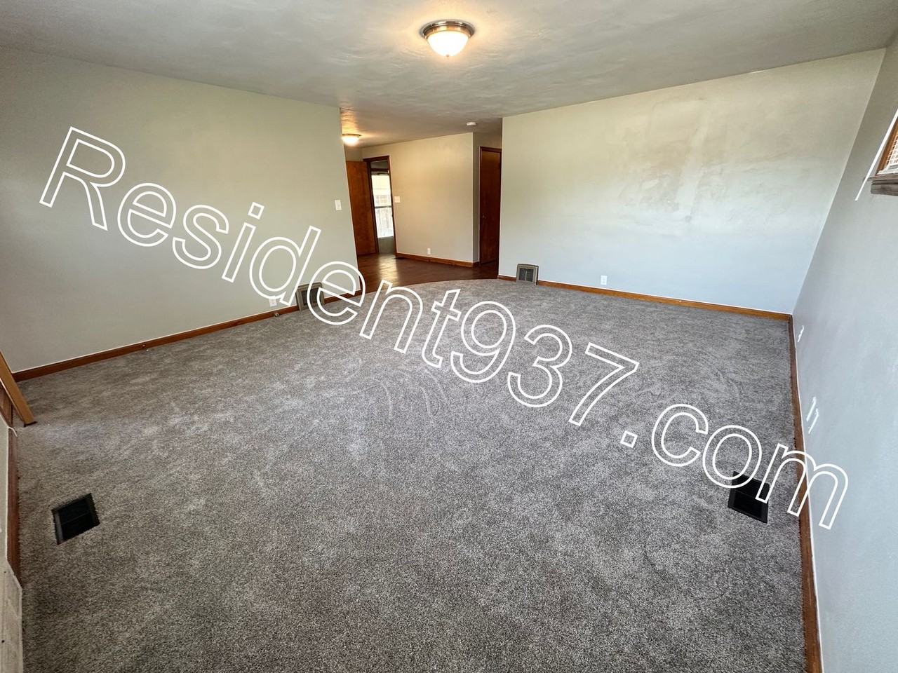 350 E Whittier Ave - Photo 5 of 18