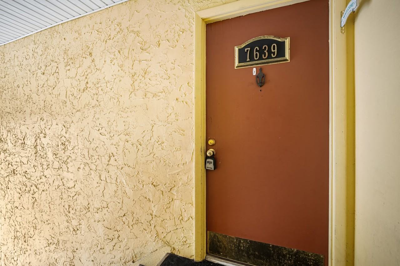 7639 Dolonita Dr - Photo 2 of 27